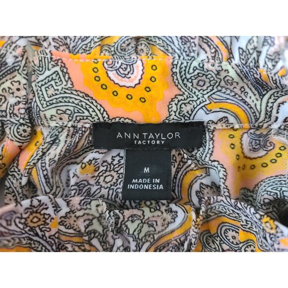 Ann Taylor orange medallion print short sleeve mock neck blouse - medium - Picture 2 of 4